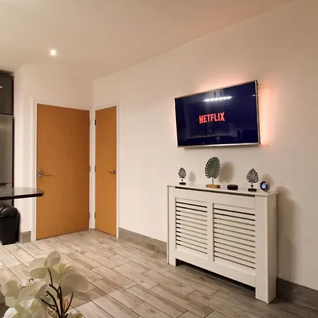 Nice 2 Bed House, Office, Wi-Fi, Free Parking Belfast Exterior photo