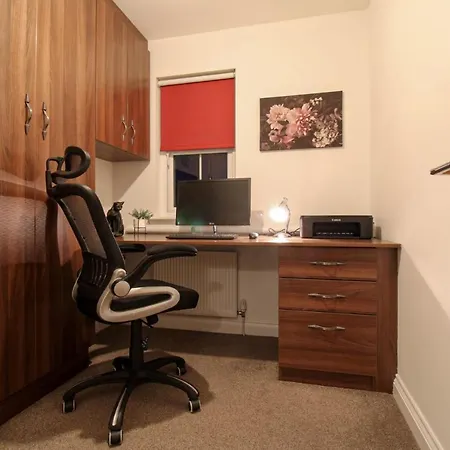 Nice 2 Bed House, Office, Wi-Fi, Free Parking Belfast Exterior photo